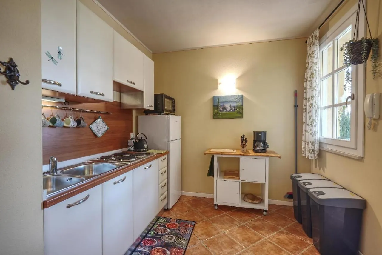 Apartment Dragonfly Manerba del Garda